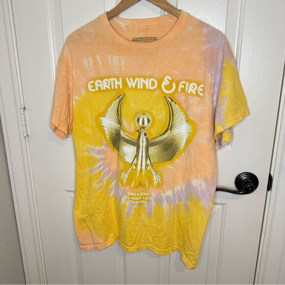Earth Wind & Fire Tie Dye Sing A Song All Night Long Tour 2023 Graphic Tee Sz L - Picture 1 of 7